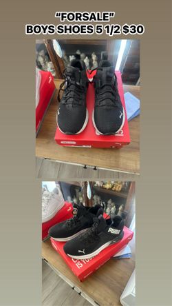 Boys shoes 5 1/2