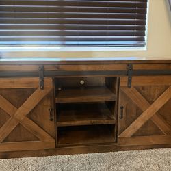 Corner Entertainment Center Piece