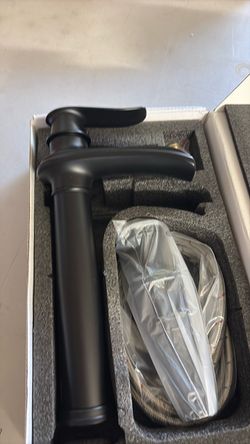 Matte black bath faucet- new