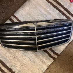 Grill For Mercedes W211