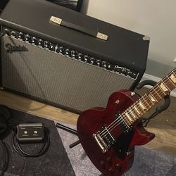 Gibson Les Paul And Equipment 