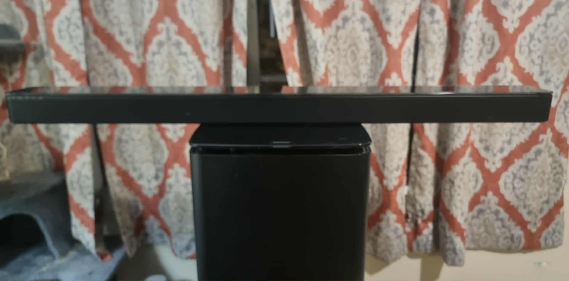 Bose 300 Stealth Sound Bar And Subwoofer 