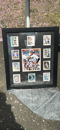 Derek Jeter framed baseball cards