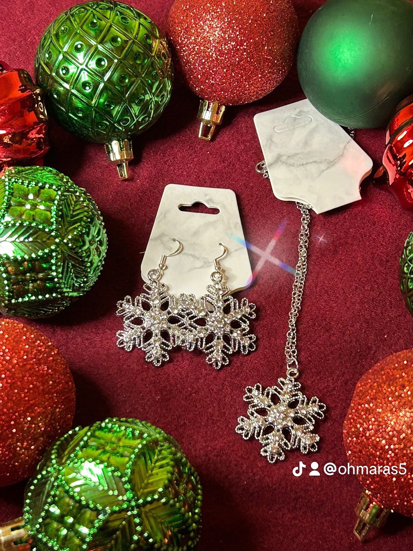 Snowflake Necklace Set