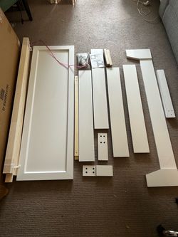 Costway Queen Size Platform Bed Frame Modern White New **