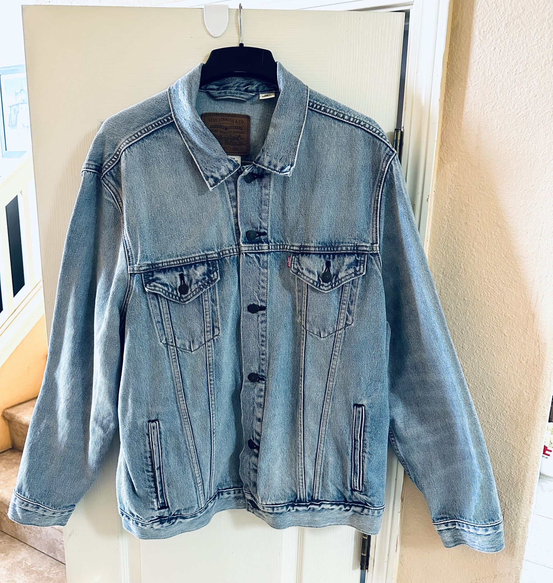 Levi’s Iconic Trucker Denim Jacket Size 2XL