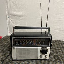 Vintage Realistic Patrolman CB-60 Model No. 12-766 Radio Tested Works!