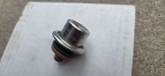 NEW VW Audi Universal 5 Bar Angled FPR Fuel Pressure Regulator