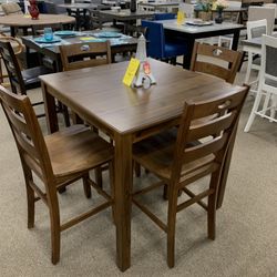 DINING TABLES 
