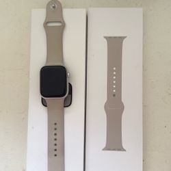 Apple Watch 9 Starlight (45mm)