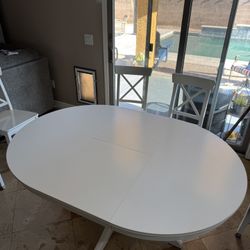 Dinner Table 