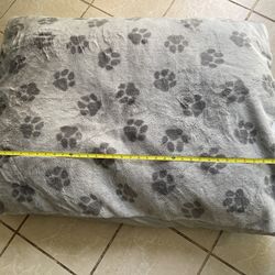 Fluffy XL pet bed 38x30