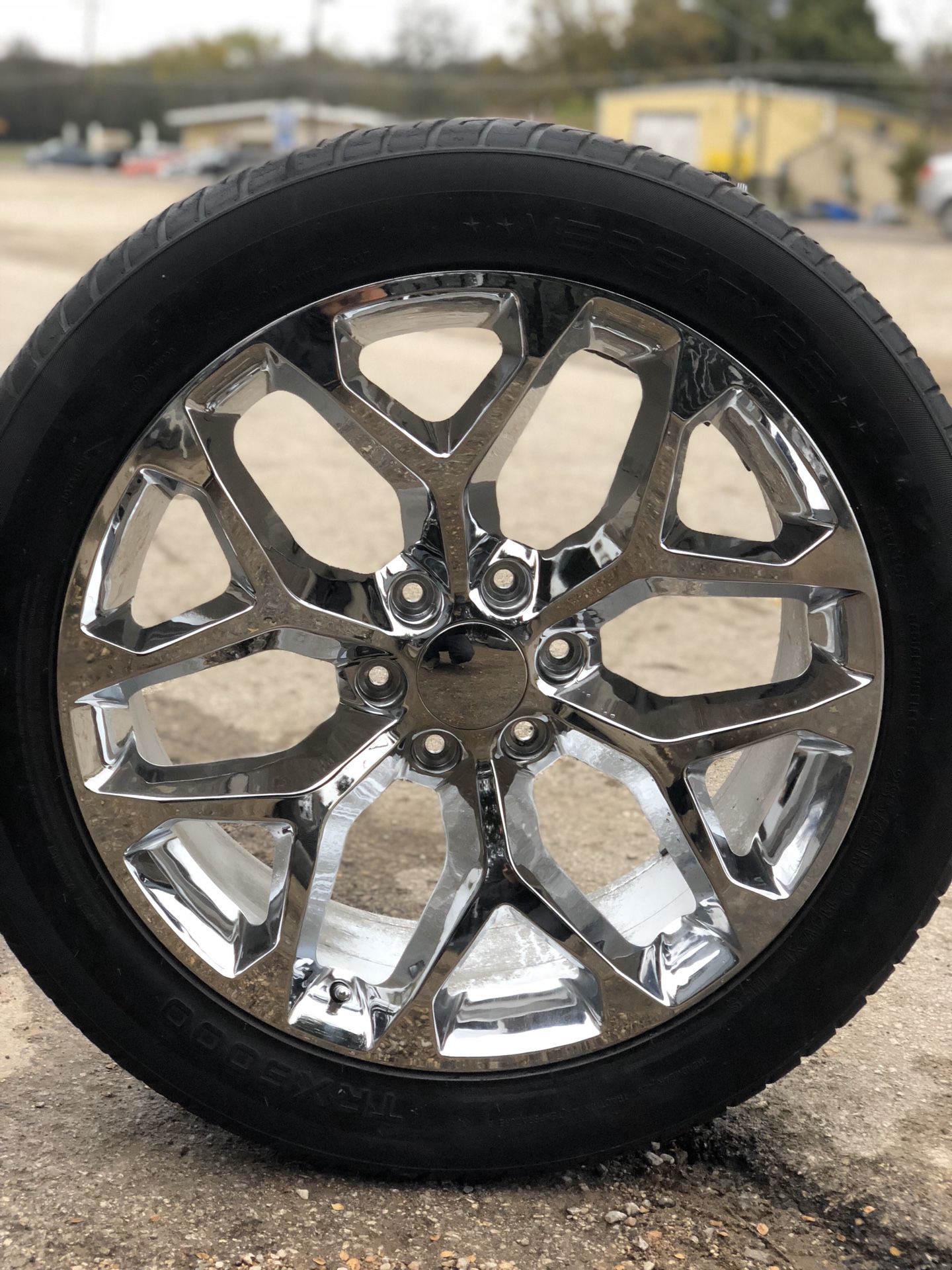 New 22” Chrome GMC / Chevy Snow Flake Rims And New TireS 6 Lug Wheels 22s Honey Comb snowflakes 22s Replica Replicas Rines y llantas Chevrolet Silver