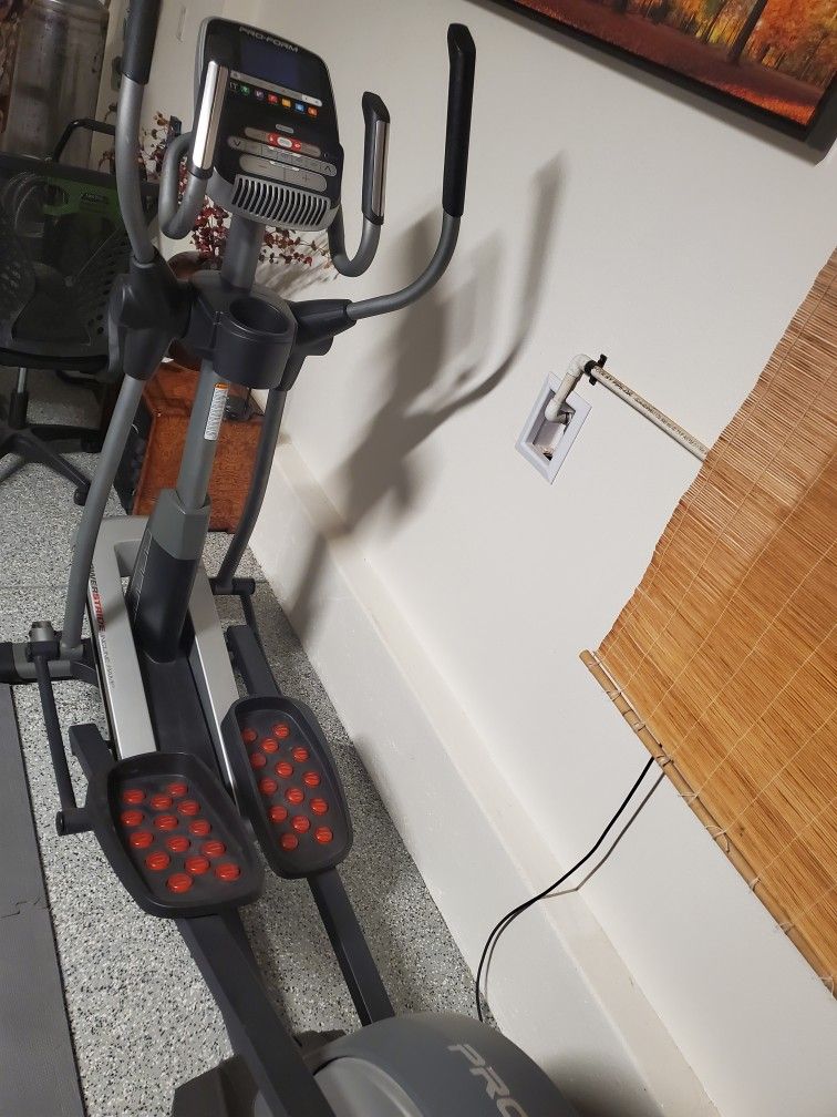 ProForm Eliptical Machine