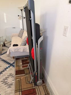 Sunny health Treadmill