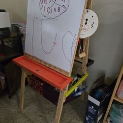Kids Easel Stand