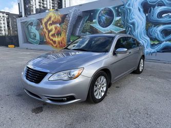 2013 Chrysler 200