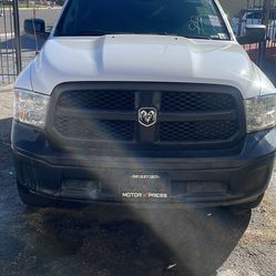 2014 Ram 1500 Short Bed 