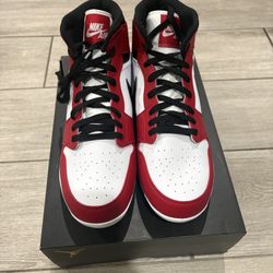 Nike Air Jordan 1 Retro MCS Chicago Baseball Cleats AV5354-611 Men's Size 12.5