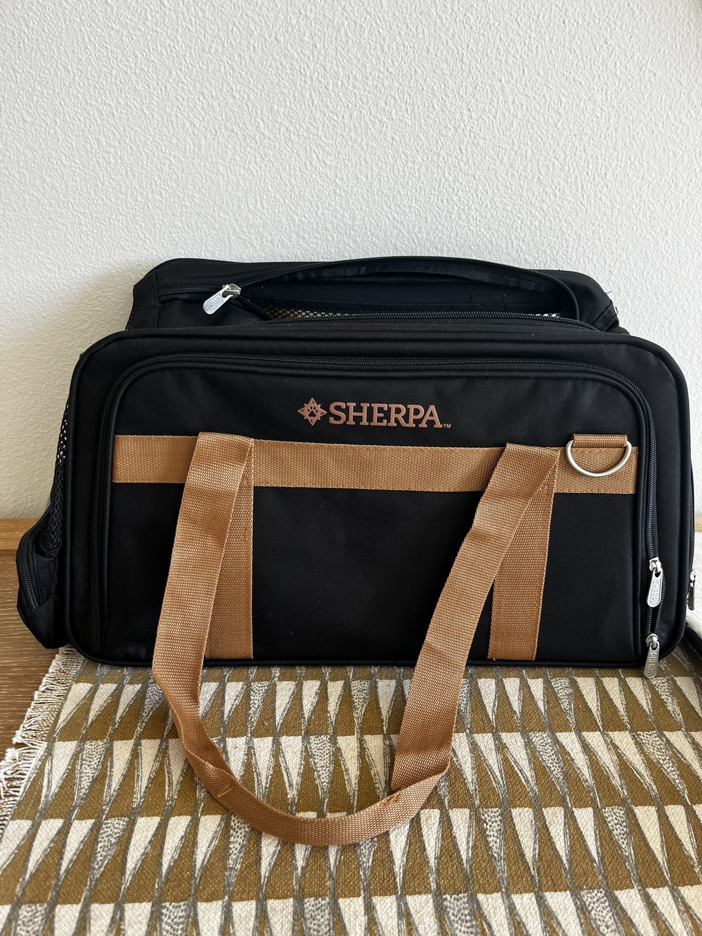 Sherpa Pet Carrier. Like New!