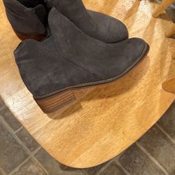 Blondon brand women's boots