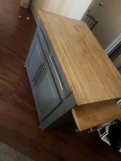 Kitchen furniture
