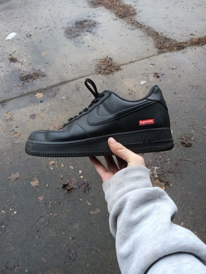 Supreme X Nike Air Force 1 Low Shoes Black Edition 