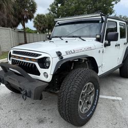 2014 Jeep Wrangler Unlimited Rubicon Manual 