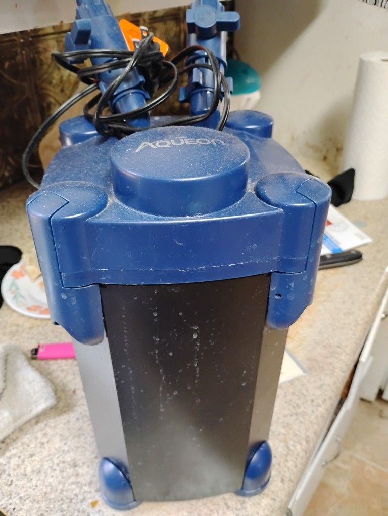 Fish Tank/Reptile Tanks Pump And Tubs