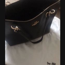 Authenic Coach Bag … Location Herndon & Milburn
