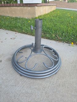 Umbrella stand base