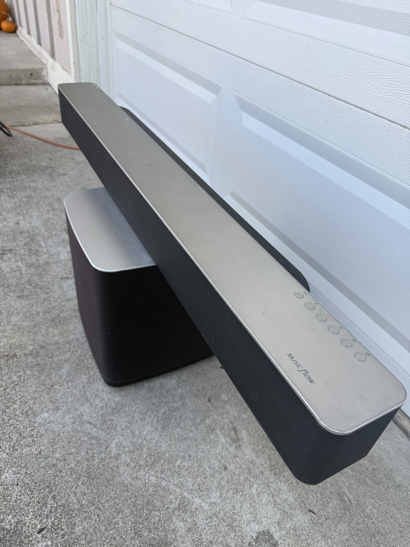 LG Sound Bar / Subwoofer Combo