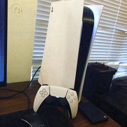 BRAND NEW PS5 FOR SALE.