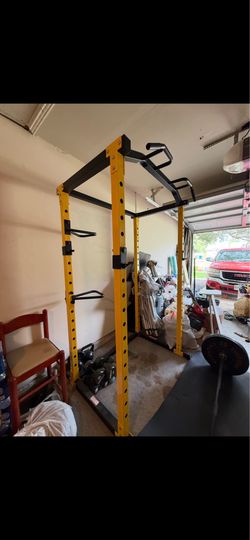 Weightlifting Cage
