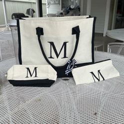 Tote Bag With 2 Make Up Bags