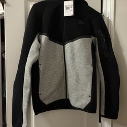 Brand New Nike Tech Grey/black Jacket