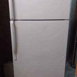 Whirlpool Refrigerator For Sale With Delivery And Installation 