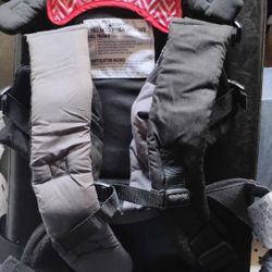Small Bag Of Baby Clothes For Boys And Baby Carrier