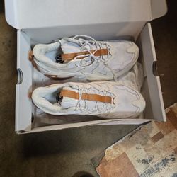 X Claw Li-ling ACE MENS 12.5 ATHLETIC SHOES