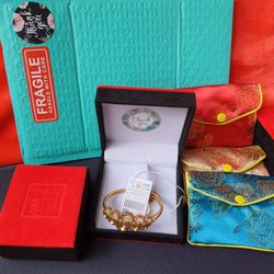 Gold Color Beautiful Bangle