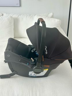 Nuna Infant Car Seat with Base