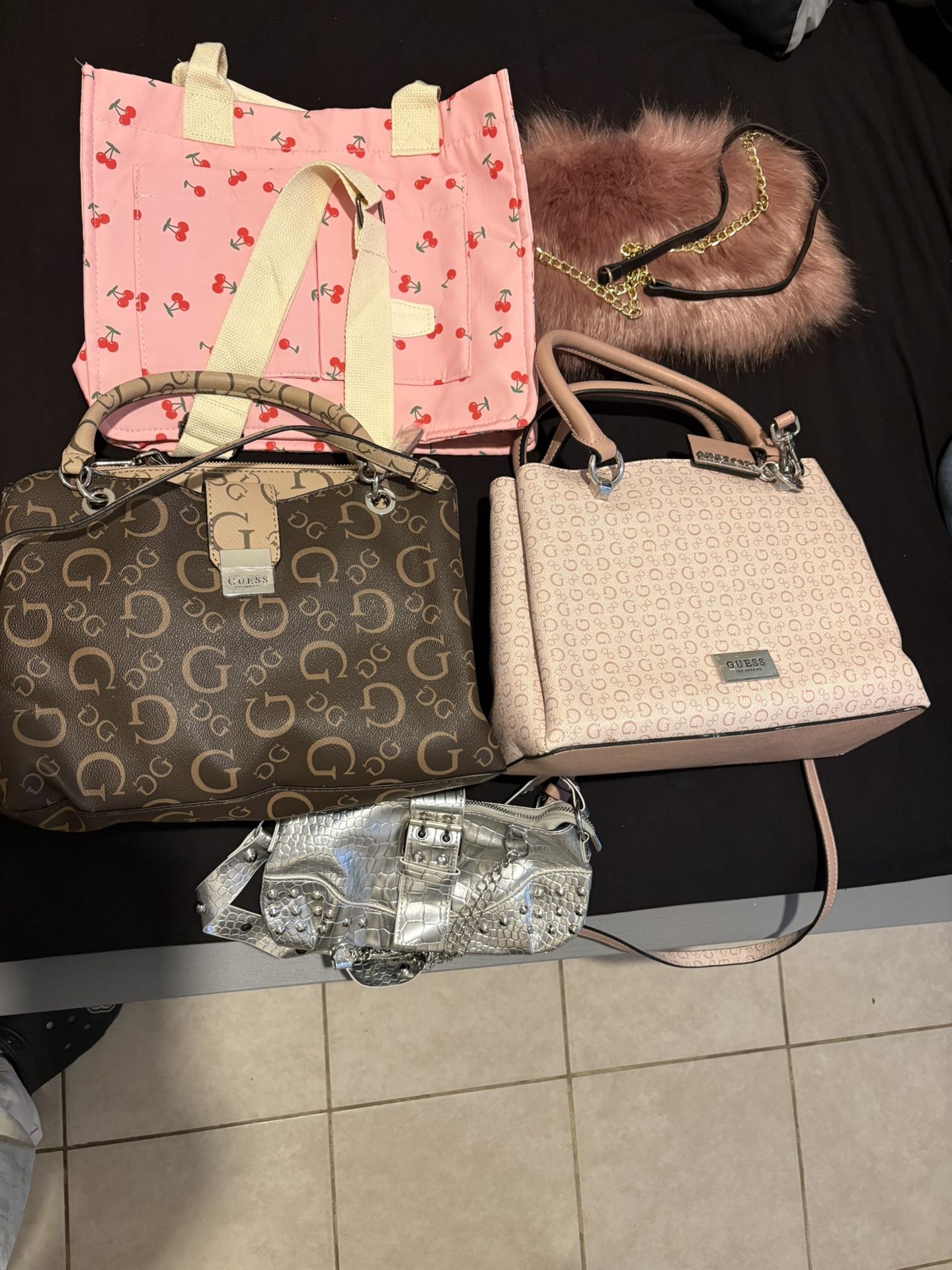 Purse/ Handbags