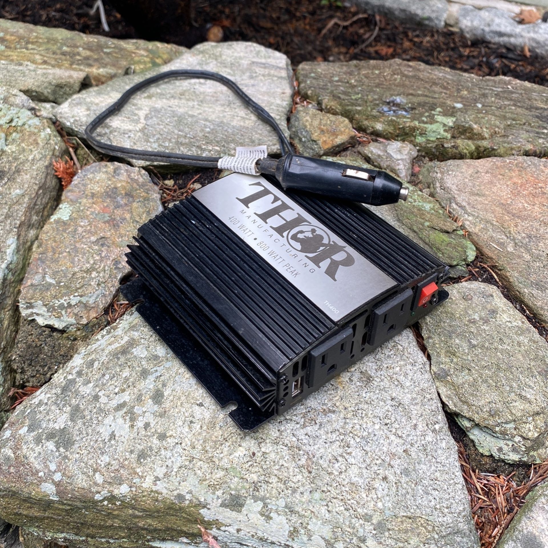 Thor 400 Watt Power Inverter