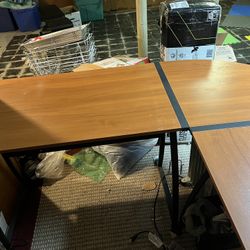 Corner Desk/Manicure Table