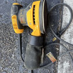 DeWalt Sander