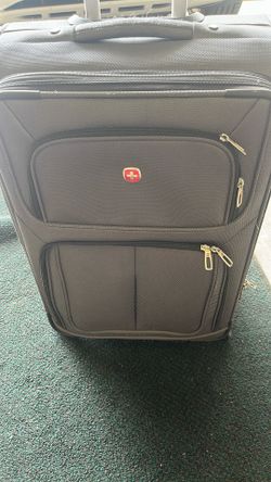 Swiss Gear Suit case