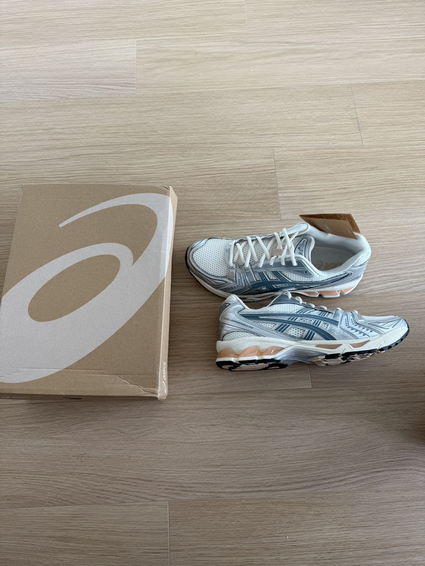 ASICS Gel Kayano 14 Size 13