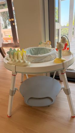 Skip Hop Activity Center