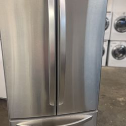 LG French Door Refrigerator (W 30)