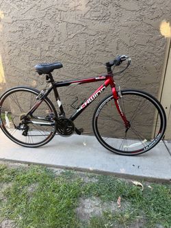 Schwinn Volare bike Aluminum lightweight tubing 6061